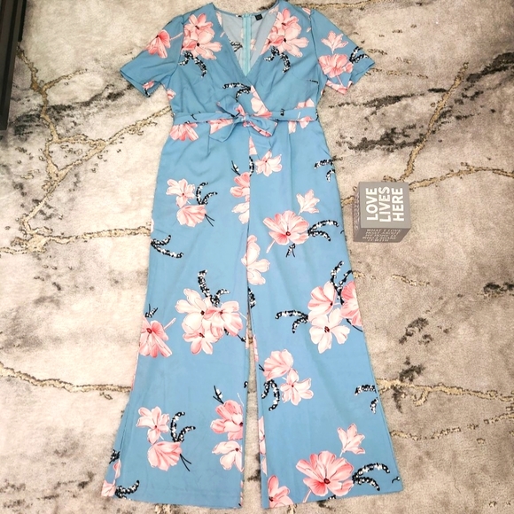 PERFECTLY CUTE Women's XL Blue and Pink Floral Jumpsuit. NWOT - Picture 6 of 16
